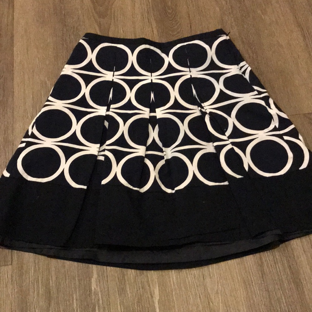 Navy & White Pleated Ann Taylor Skirt